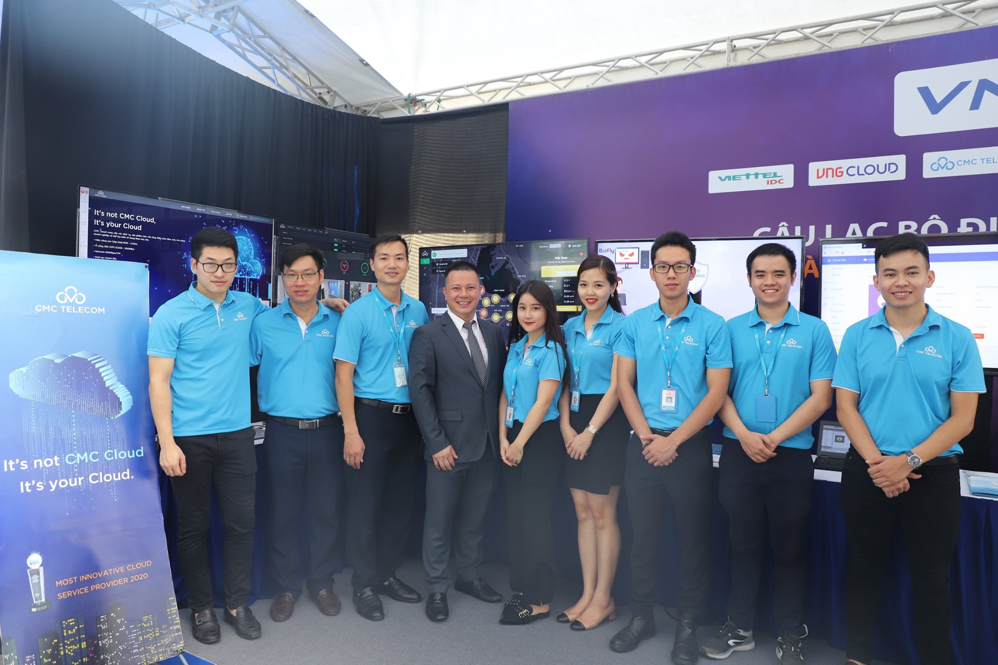 CMC Telecom introduces the "Internet of Things" platform for the first time at Make in Vietnam exhibition